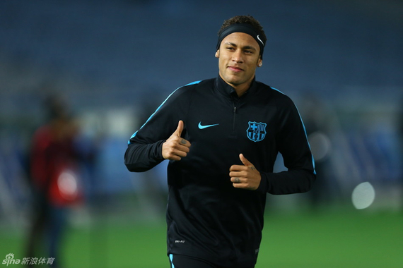 激烈竞争中 激烈竞争中