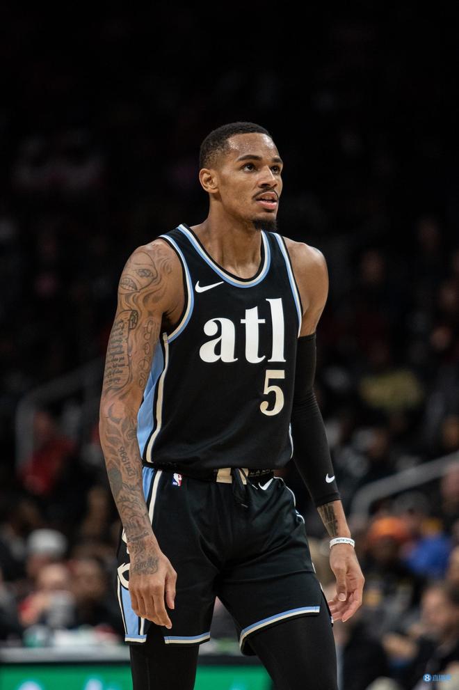 76人三巨 76人三巨